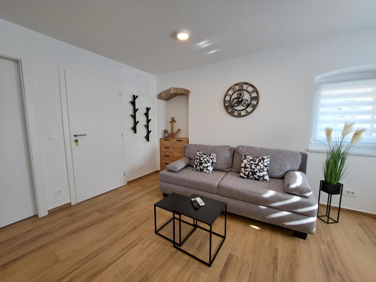 Apartman Tea Mali Lošinj Zewnętrze zdjęcie